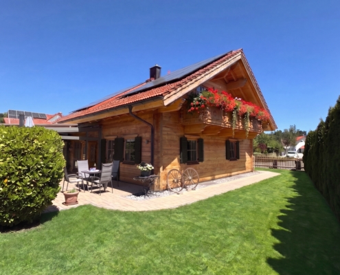 Schongau: Tiroler Holzhaus zu verkaufen